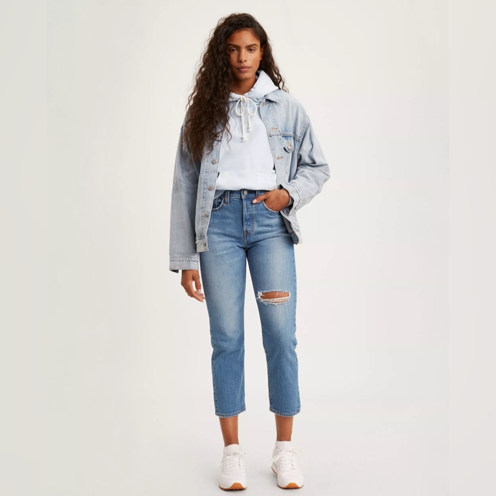 Levi’s Premium Wedgie Straight Fit Women’s Jeans in Jive Tone - Medium Wash 24